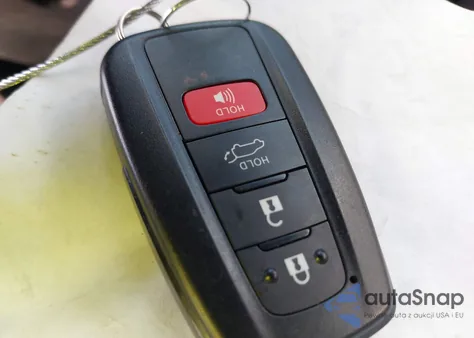 2025 Toyota Rav4 Hybrid Limited from USA, damaged, VIN JTMD6RFV2SJ065128